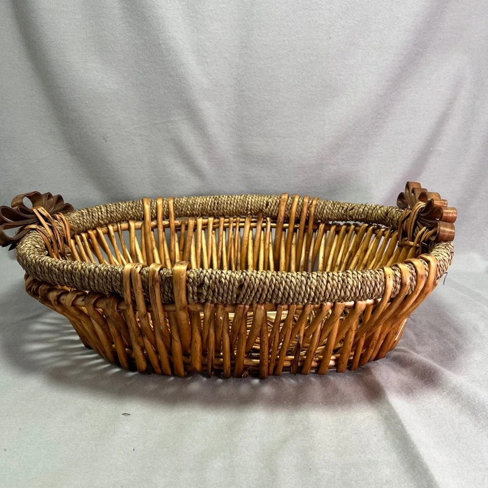 N/A vintage wicker